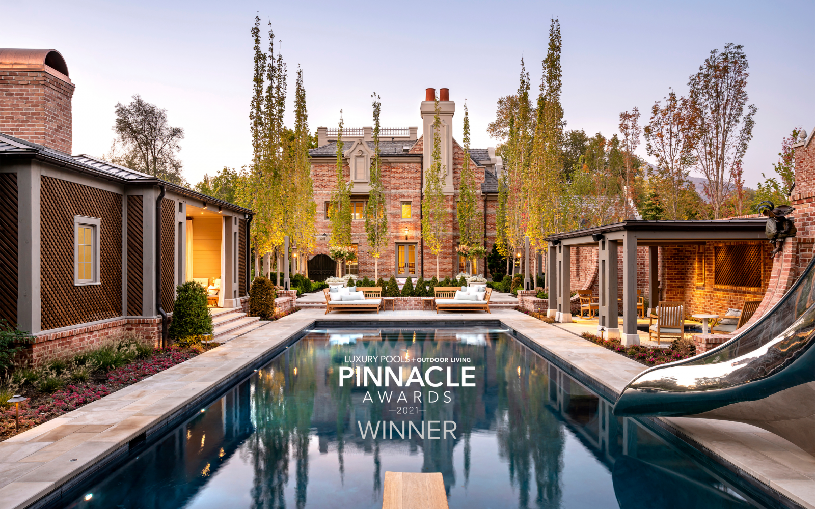 Splinterworks_Luxury_Custom_Pool Slide_Installation_Pinnacle_Award_Winner_2021