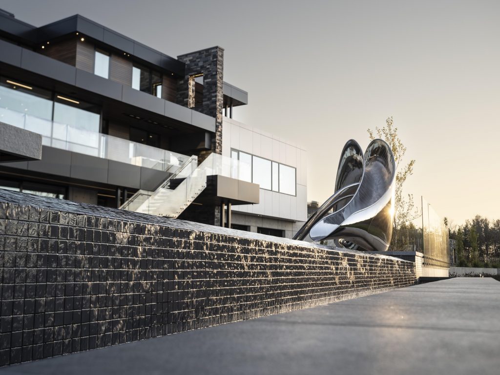 Trist stainless steel pool slide by Splinterworks Trist stainless steel pool slide by Splinterworks